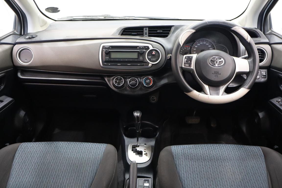 2012 Toyota Yaris 5-Door 1.3 XS Auto