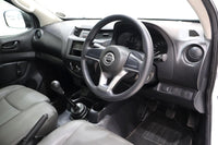 2022 Nissan Navara 2.5 XE