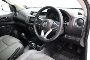 2022 Nissan Navara 2.5 XE