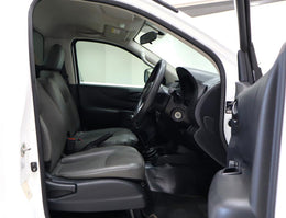 2022 Nissan Navara 2.5 XE