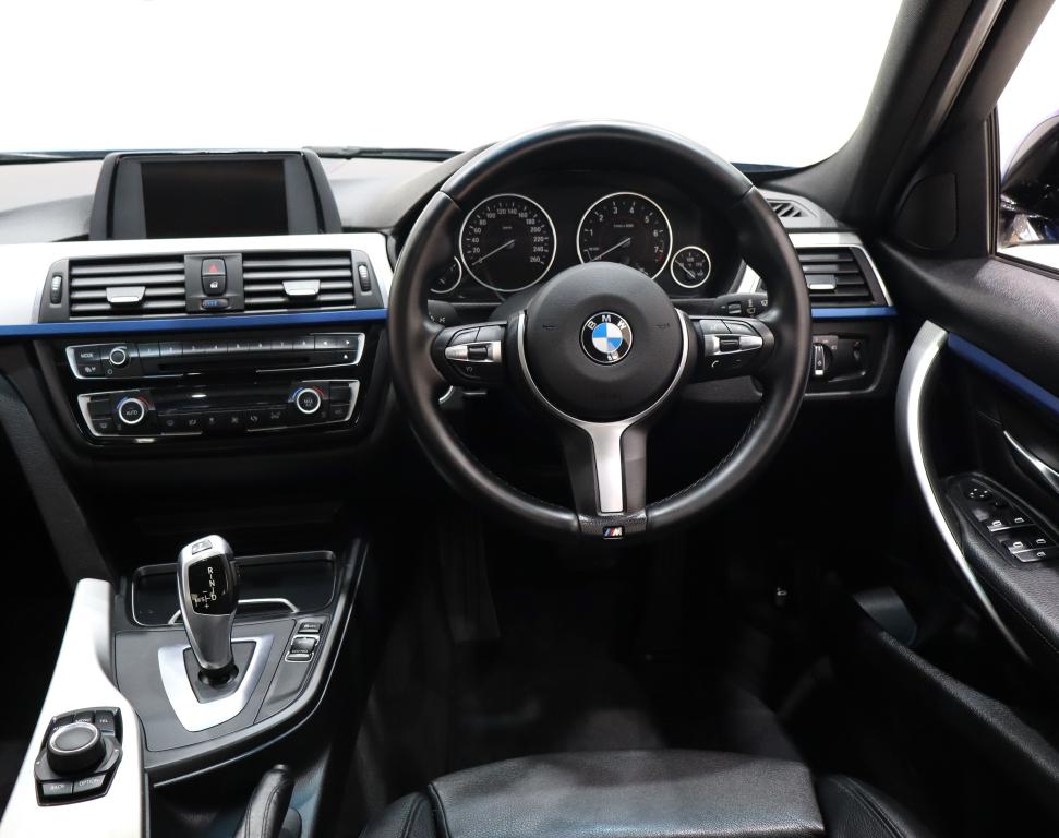 2015 BMW 3 Series 320i M Sport Auto