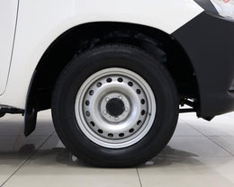 2022 Toyota Hilux 2.0 (Aircon)