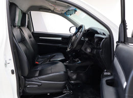 2022 Toyota Hilux 2.0 (Aircon)