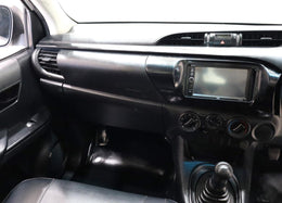 2022 Toyota Hilux 2.0 (Aircon)
