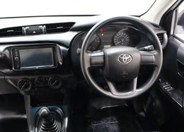 2022 Toyota Hilux 2.0 (Aircon)