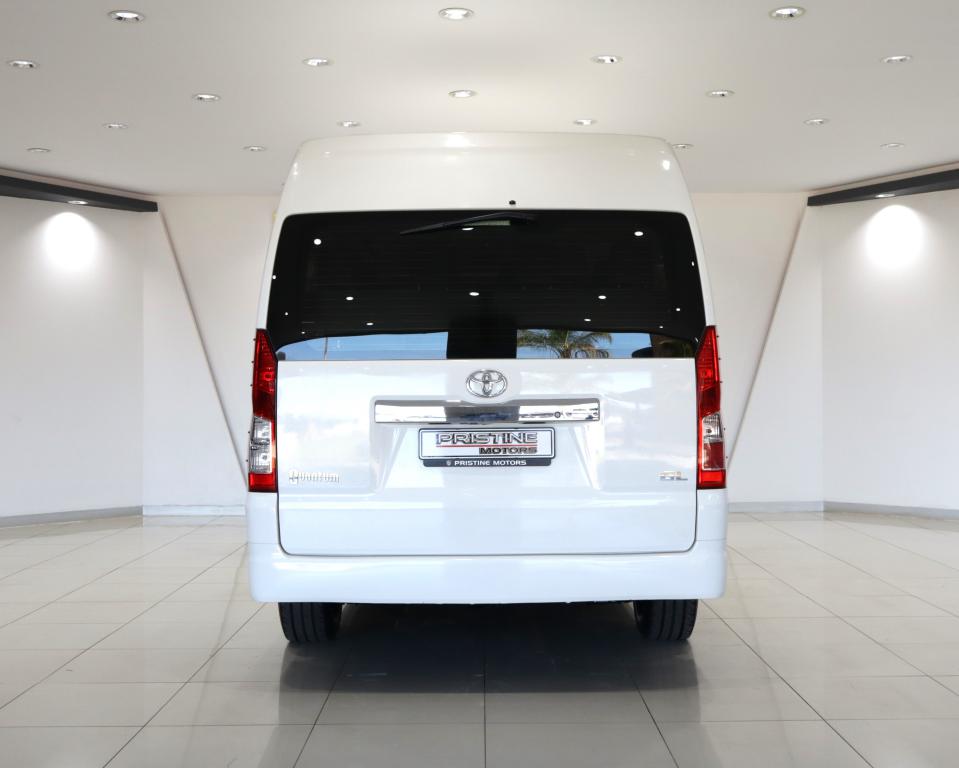 2020 Toyota Quantum 2.8 SLWB Bus 14-Seater GL