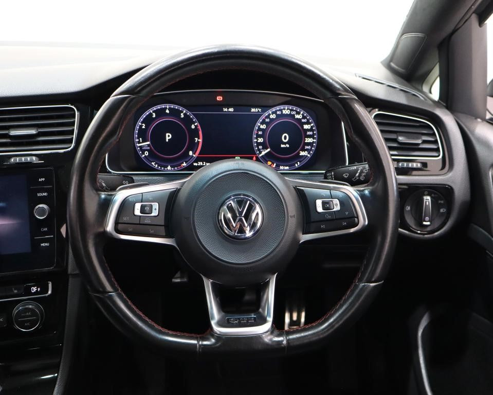 2017 Volkswagen Golf VII GTi 2.0 TSI DSG