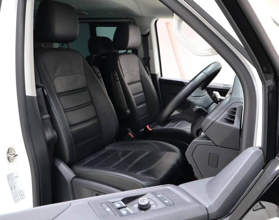 2025 Volkswagen Caravelle 2.0BiTDI 146kW Highline 4Motion