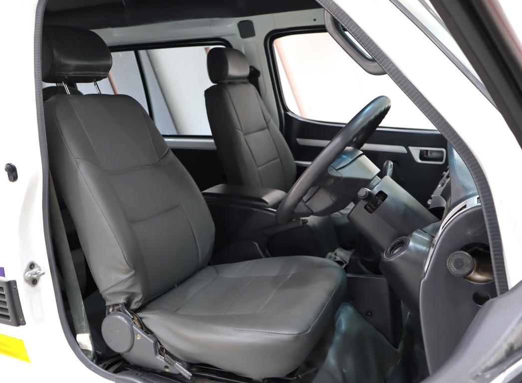 2019 Golden Dragon Ikumbi 2.2i 14-Seater