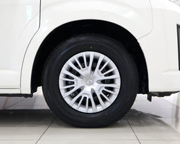 2019 Toyota Quantum 2.8 SLWB Bus 14-Seater GL