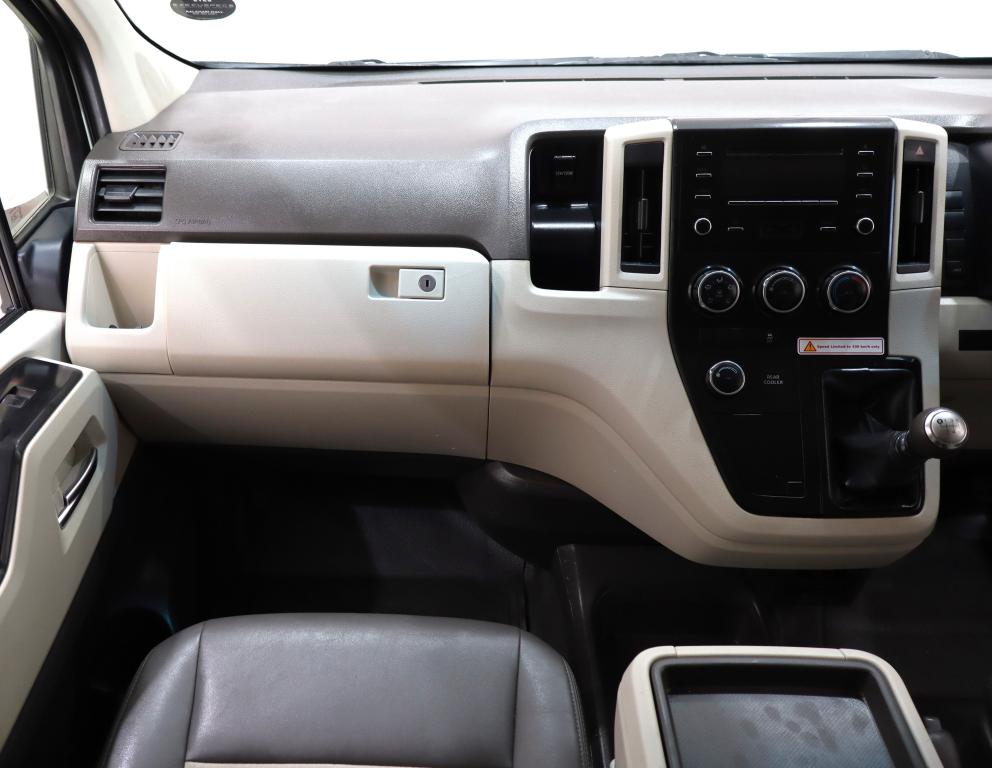 2019 Toyota Quantum 2.8 SLWB Bus 14-Seater GL