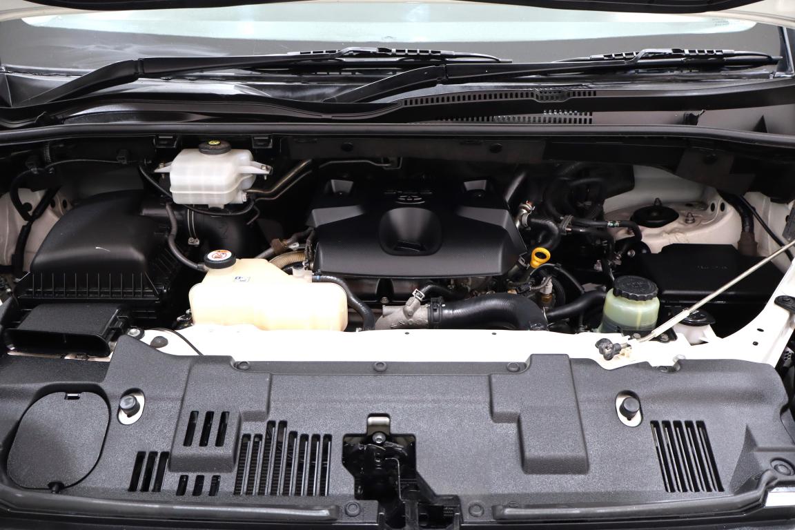 2019 Toyota Quantum 2.8 SLWB Bus 14-Seater GL