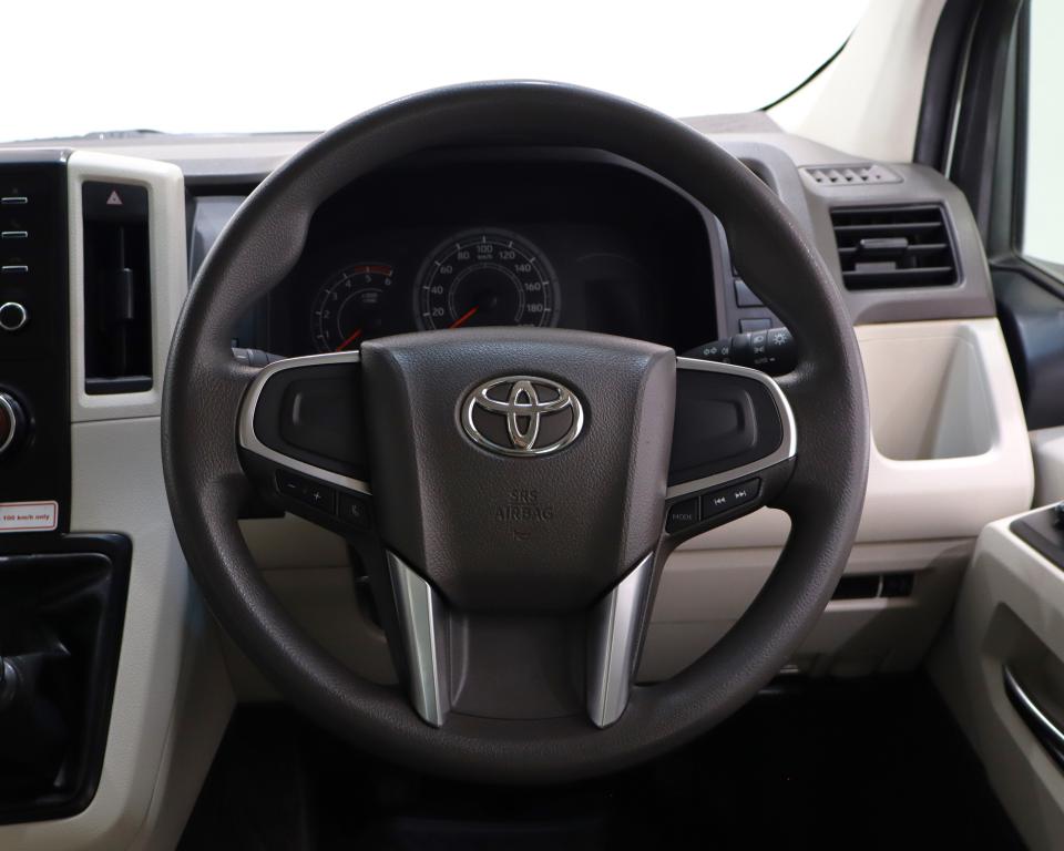 2019 Toyota Quantum 2.8 SLWB Bus 14-Seater GL