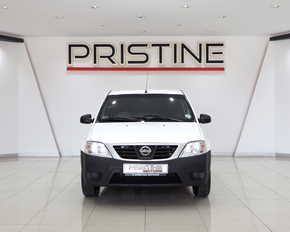 2022 Nissan NP200 1.6i (Aircon) Safety Pack