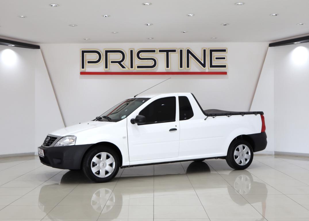 2022 Nissan NP200 1.6i (Aircon) Safety Pack