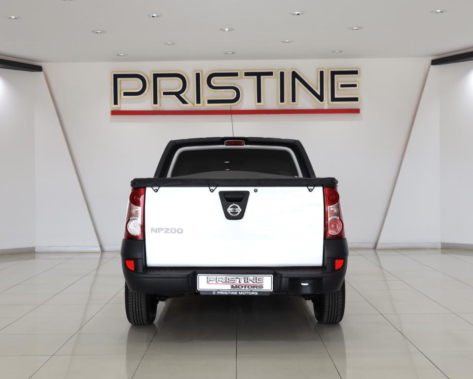 2022 Nissan NP200 1.6i (Aircon) Safety Pack