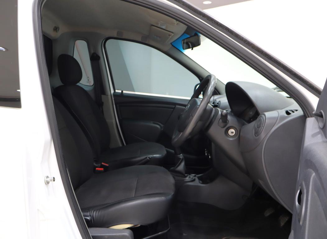 2022 Nissan NP200 1.6i (Aircon) Safety Pack