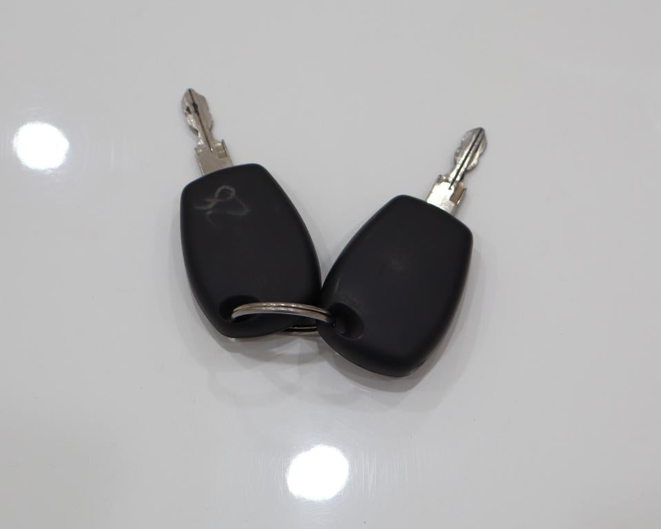 2022 Nissan NP200 1.6i (Aircon) Safety Pack