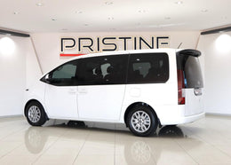 2025 Hyundai Staria 2.2D Executive 9-Seater