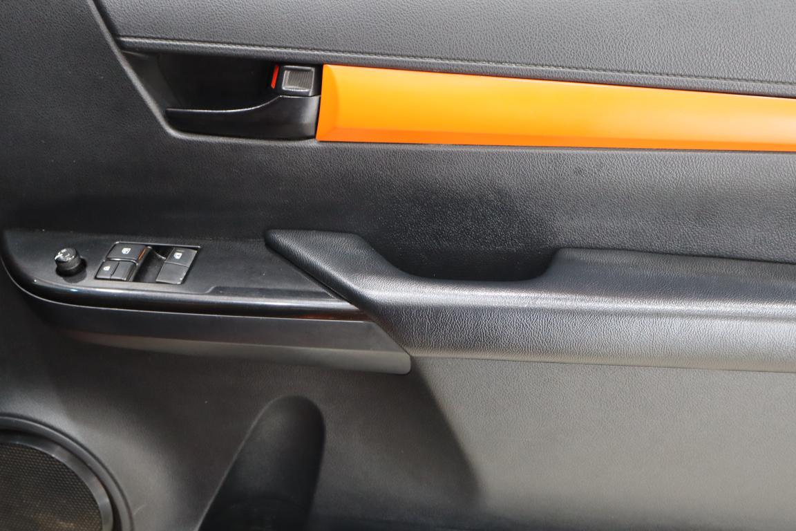 2022 Toyota Hilux 2.0 (Aircon)