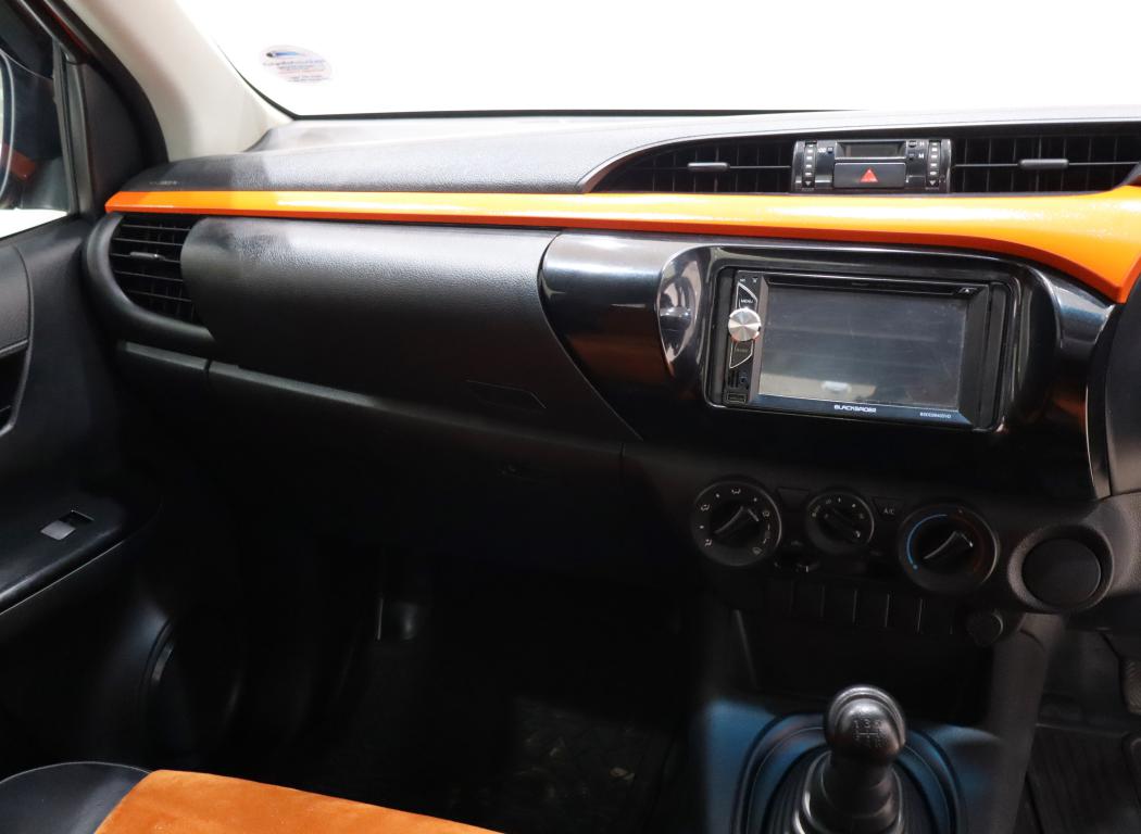 2022 Toyota Hilux 2.0 (Aircon)